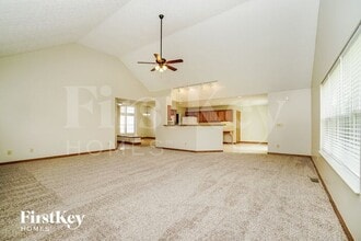 5741 Cypress Hollow Ct in Grove City, OH - Building Photo - Building Photo