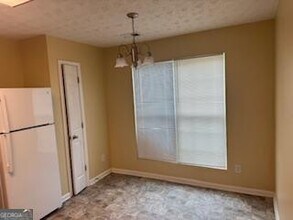 2087 Grove Way in Hampton, GA - Building Photo - Building Photo