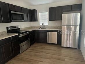 3284 SW 144th Avenue Rd in Ocala, FL - Foto de edificio - Building Photo