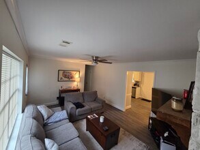128 Bluegrass Dr in Alabaster, AL - Building Photo - Building Photo