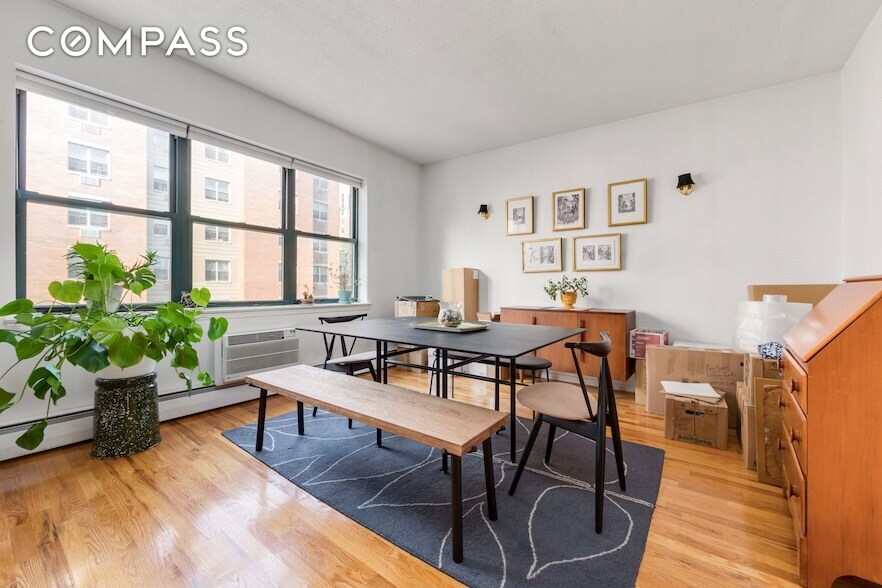 226 W 123rd St, Unit 2 in New York, NY - Building Photo