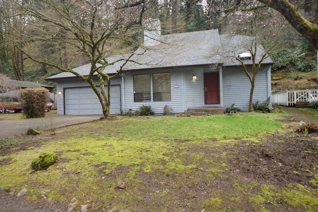 1320 W Oak Terrace in Lake Oswego, OR - Building Photo - Building Photo