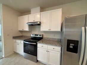 812 Sky Hvn Wy in New Smyrna Beach, FL - Building Photo - Building Photo