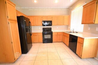 10058 Floragold Ct in Las Vegas, NV - Building Photo - Building Photo