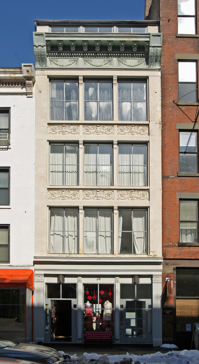 20 Harrison St in New York, NY - Building Photo - Building Photo