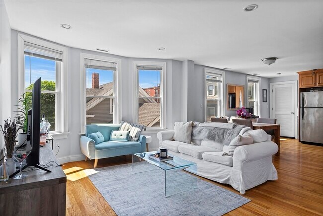 87 M St, Unit 2