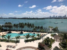 1500 Bay Rd, Unit 724S in Miami Beach, FL - Building Photo