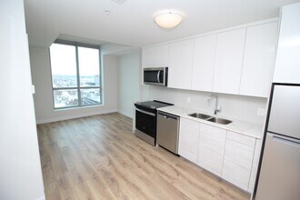60-1260 Frederick St in Kitchener, ON - Building Photo - Building Photo