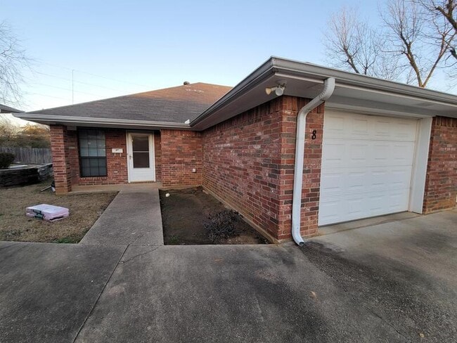 640 Canada St in Jacksonville, TX - Building Photo - Building Photo