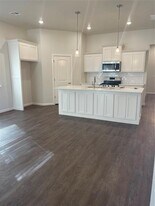 4526 Enclave Dr in Norman, OK - Building Photo