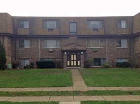 637 W Pickwick Ct Apartments