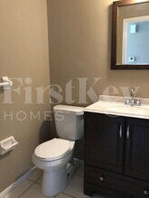 16727 N Fork Ridge Dr in Florissant, MO - Building Photo - Building Photo