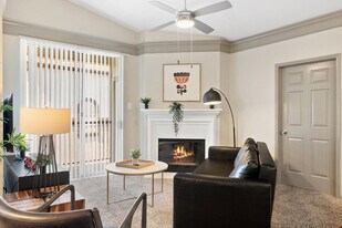 12100 Metric Blvd in Austin, TX - Building Photo