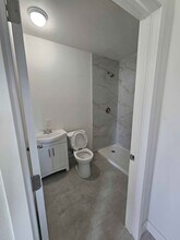 1359 W 59th Pl, Unit 59th ADU in Los Angeles, CA - Foto de edificio - Building Photo