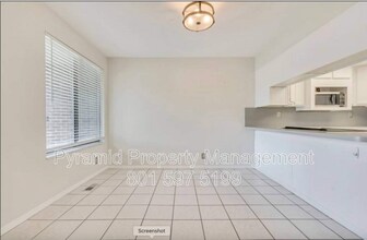 8758 Oak Park Cir in Sandy, UT - Building Photo - Building Photo