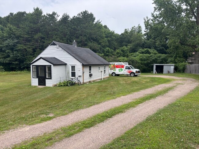 property at 252 River Rd