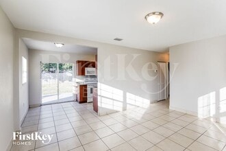 1231 NE 214th St in Miami, FL - Building Photo - Building Photo