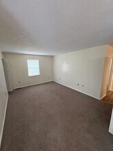 812 Universal St in Jefferson City, TN - Building Photo - Building Photo