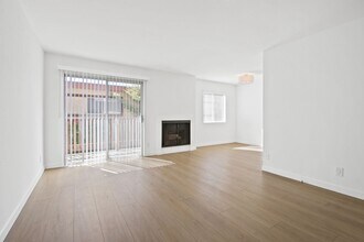 817 Hill St in Santa Monica, CA - Building Photo - Building Photo