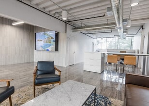 Crescent Town in Toronto, ON - Building Photo - Building Photo