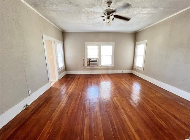 315 Normal St in Denton, TX - Building Photo - Building Photo