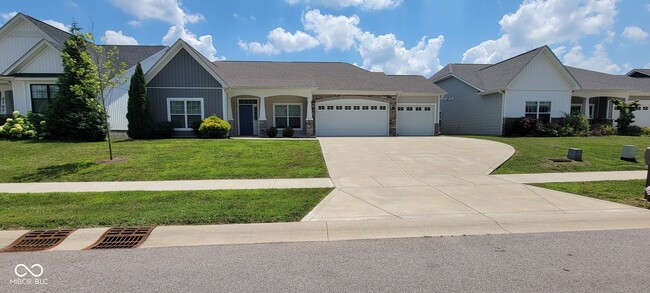 property at 3715 W Denise Dr