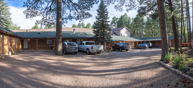 593 E White Mountain Blvd in Pinetop, AZ - Building Photo - Building Photo