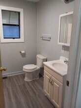 208 W Davidson Ave in Gastonia, NC - Building Photo - Building Photo