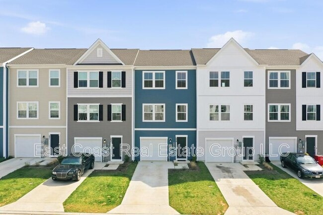 239 Cooperage Rd in Inwood, WV - Building Photo - Building Photo