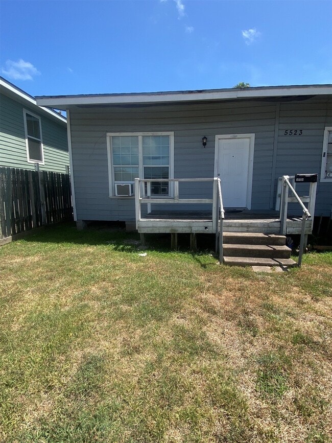 property at 5523 Avenue O 1/2