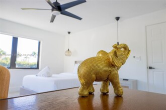 13355 SW 207th Ave in Miami, FL - Building Photo - Building Photo