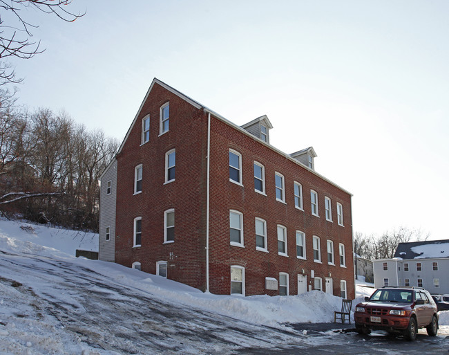 82-84 Norfolk St in Worcester, MA - Foto de edificio - Building Photo