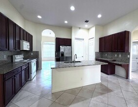 6025 NW Wolverine Rd in Port St. Lucie, FL - Building Photo - Building Photo