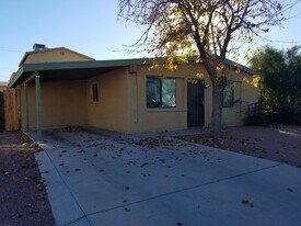 838 E Lester St, Unit #1 - 5 bed in Tucson, AZ - Building Photo