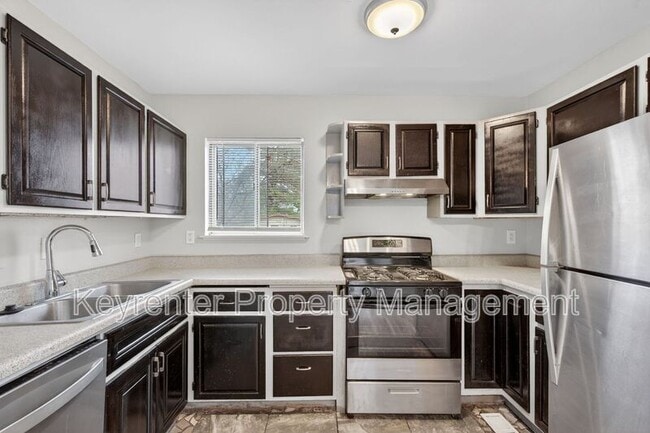 900 Paddock Dr in Florissant, MO - Building Photo - Building Photo