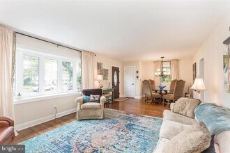 523 Wayne Ave in Pitman, NJ - Building Photo - Building Photo