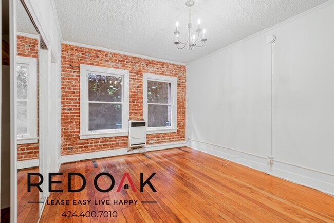 property at 532 S Coronado St