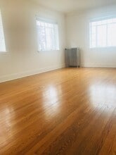 Metropolitan Apartments in Portland, OR - Building Photo - Interior Photo