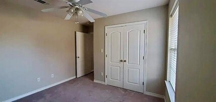 305 Bryant St in Pottsboro, TX - Building Photo - Building Photo