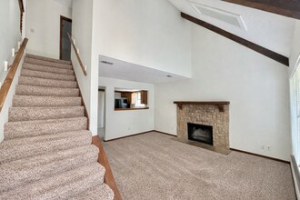 1400-1528 La Chateau Dr in Liberty, MO - Building Photo - Building Photo