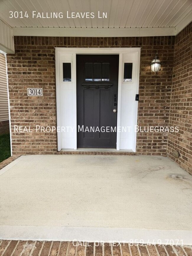 3014 Falling Leaves Lane in Lexington, KY - Building Photo - Building Photo