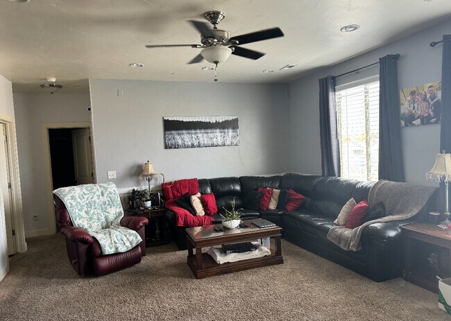 3618 Clear Rock Rd in Eagle Mountain, UT - Building Photo - Building Photo