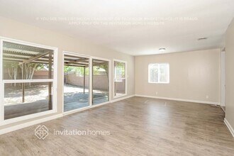 16308 Stare St in Los Angeles, CA - Foto de edificio - Building Photo