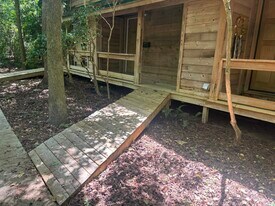 307 Vantage Point Ln in Tallahassee, FL - Building Photo