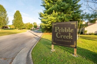 1175 Pebble Dr in Bristol, VA - Building Photo - Building Photo