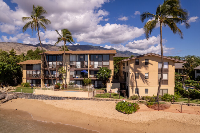 Hono Kai Resort in Wailuku, HI - Building Photo - Building Photo