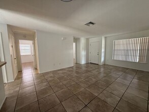 7424 Golden Glenn Ct in Orlando, FL - Building Photo - Building Photo