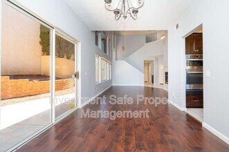 39945 Temecky Way in Murrieta, CA - Building Photo - Building Photo