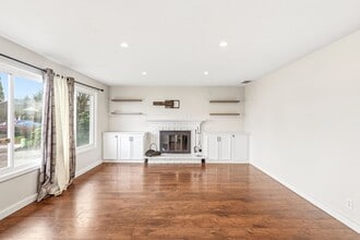 5495 Chetco Ct NE in Keizer, OR - Foto de edificio - Building Photo