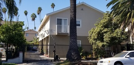 917 S Catalina St in Los Angeles, CA - Building Photo - Primary Photo